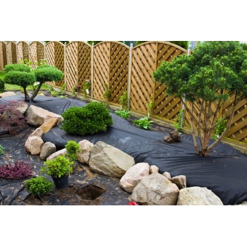 Agrotkanina mata ogrodnicza PP 4,0m (400cm.) na m2. Mata ogrodnicza 100g.